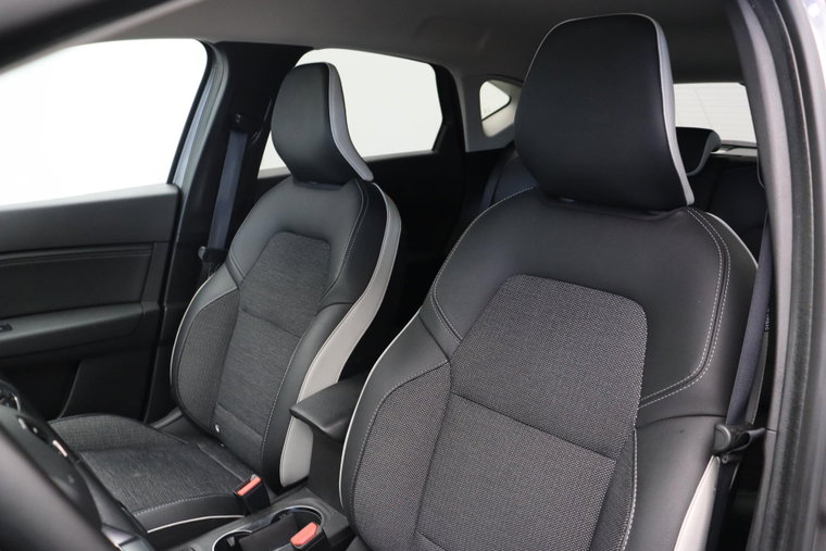 Vehicle Image 40