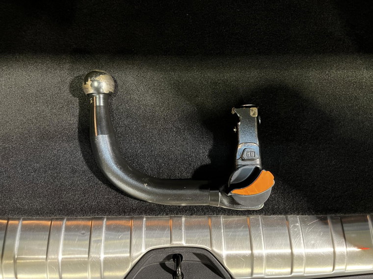 Vehicle Image 36