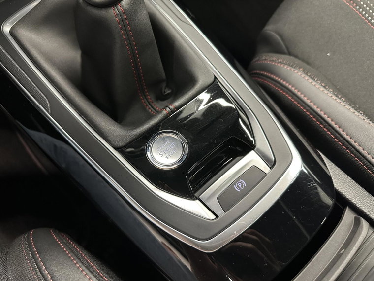 Vehicle Image 40
