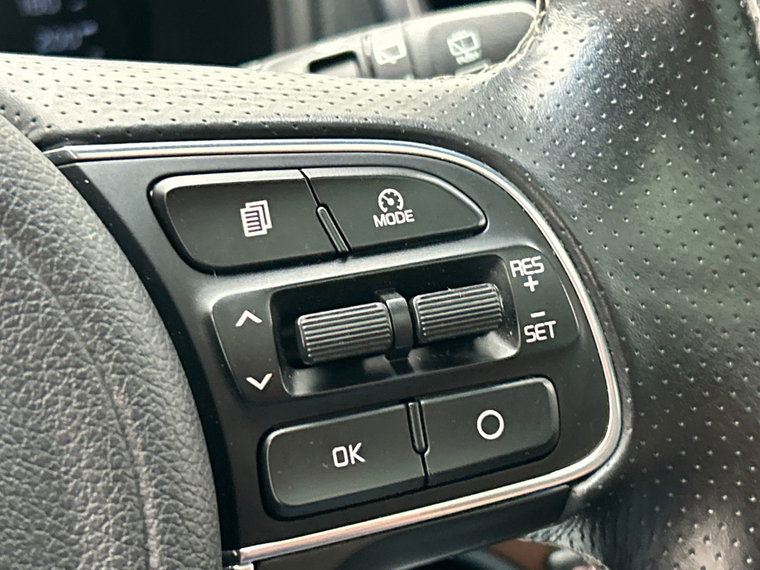 Vehicle Image 41