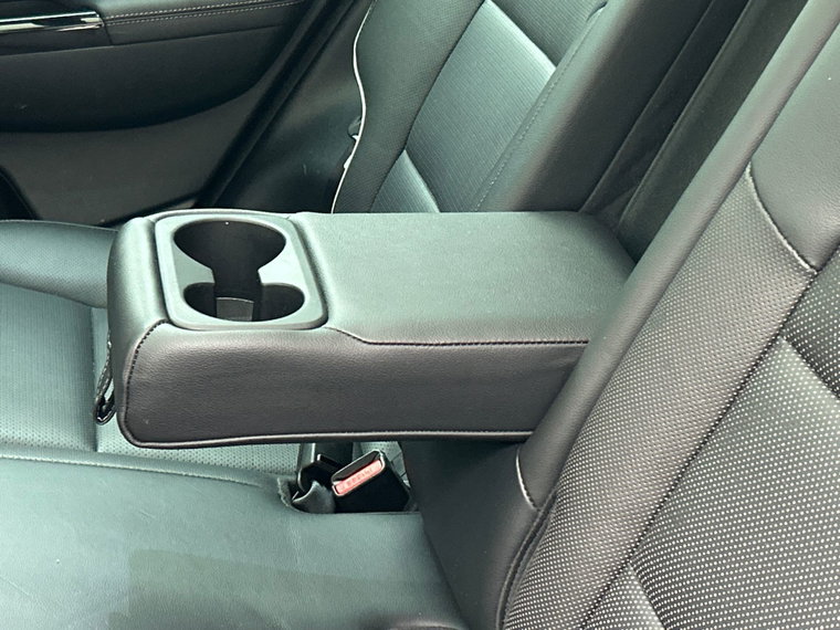 Vehicle Image 48