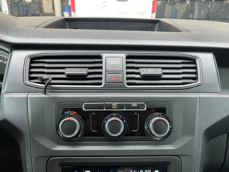 Vehicle Image 45