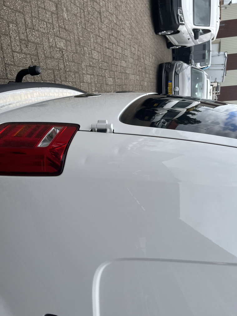 Vehicle Image 48