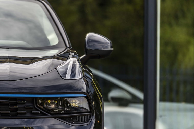 Vehicle Image 4