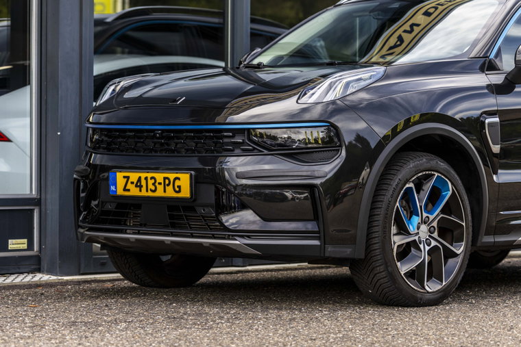 Vehicle Image 11