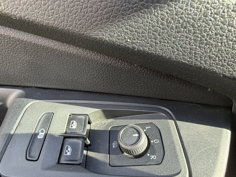 Vehicle Image 43