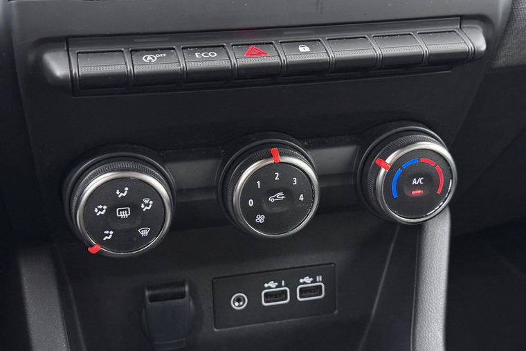 Vehicle Image 26