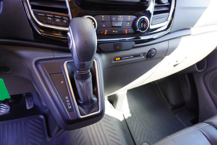 Vehicle Image 19