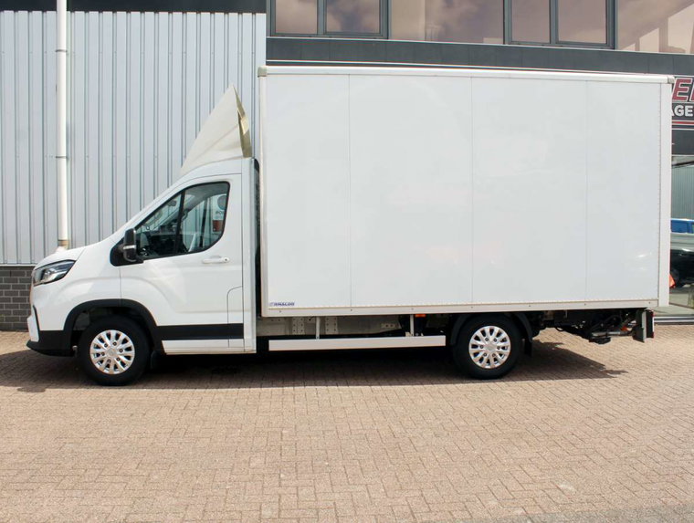 Vehicle Image 26