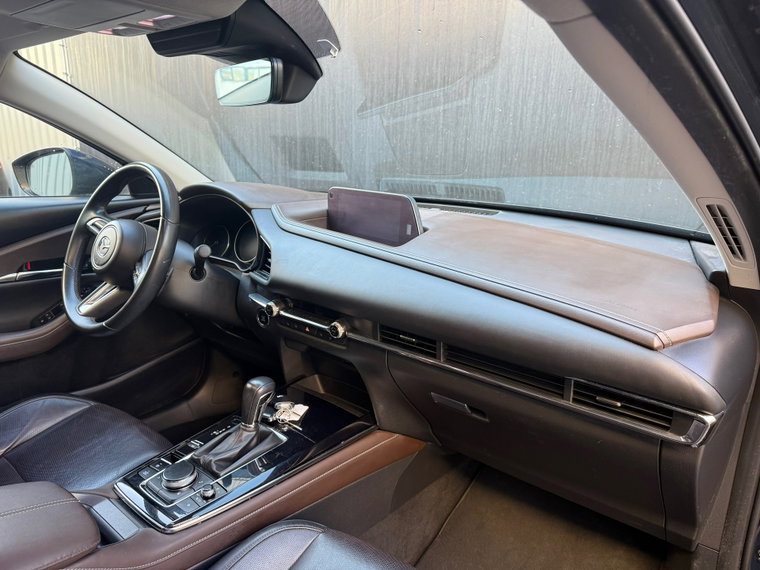 Vehicle Image 22