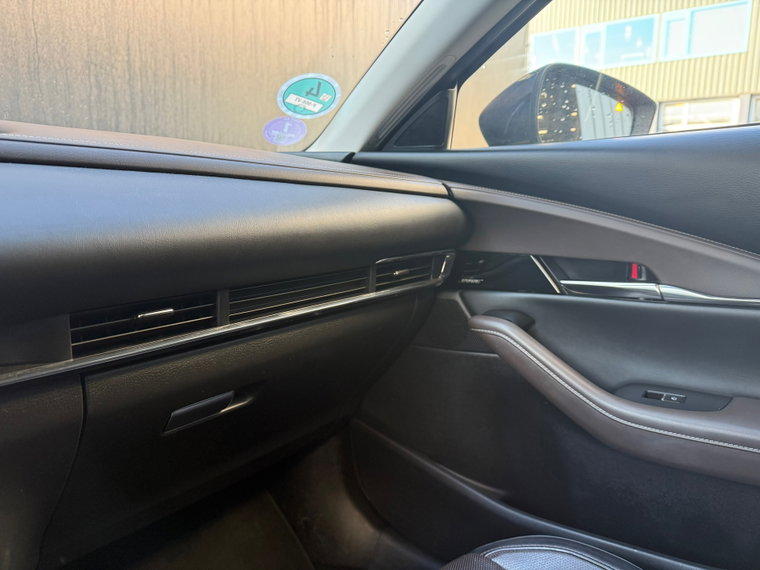Vehicle Image 45