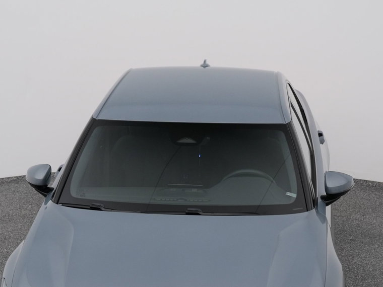 Vehicle Image 33