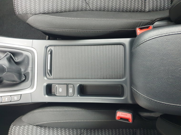 Vehicle Image 43