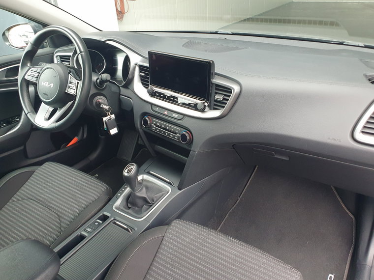 Vehicle Image 53