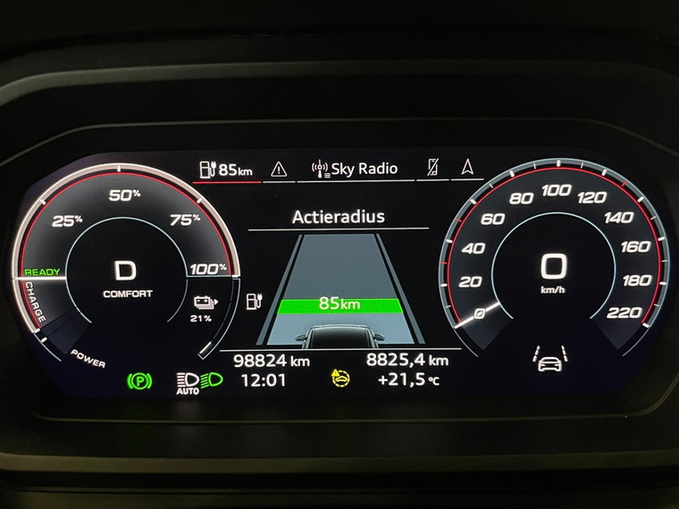 Vehicle Image 22