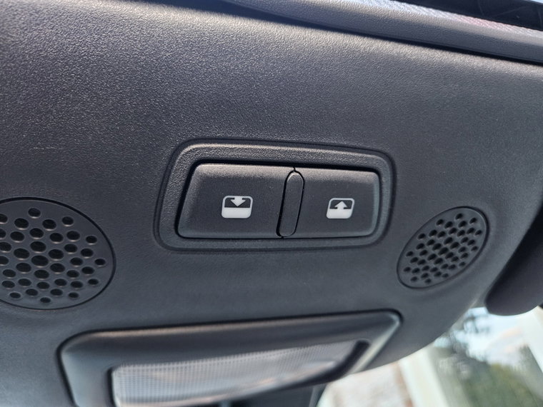 Vehicle Image 28