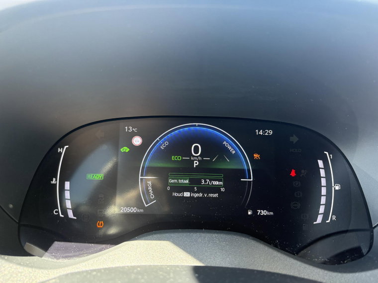 Vehicle Image 12