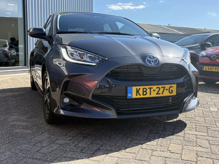 Vehicle Image 7