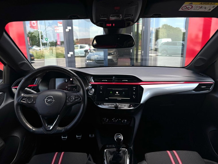 Vehicle Image 14