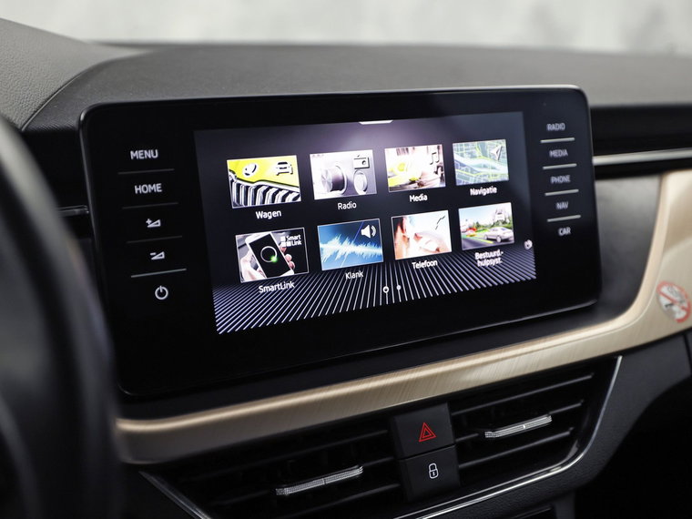 Vehicle Image 8