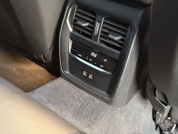 Vehicle Image 59