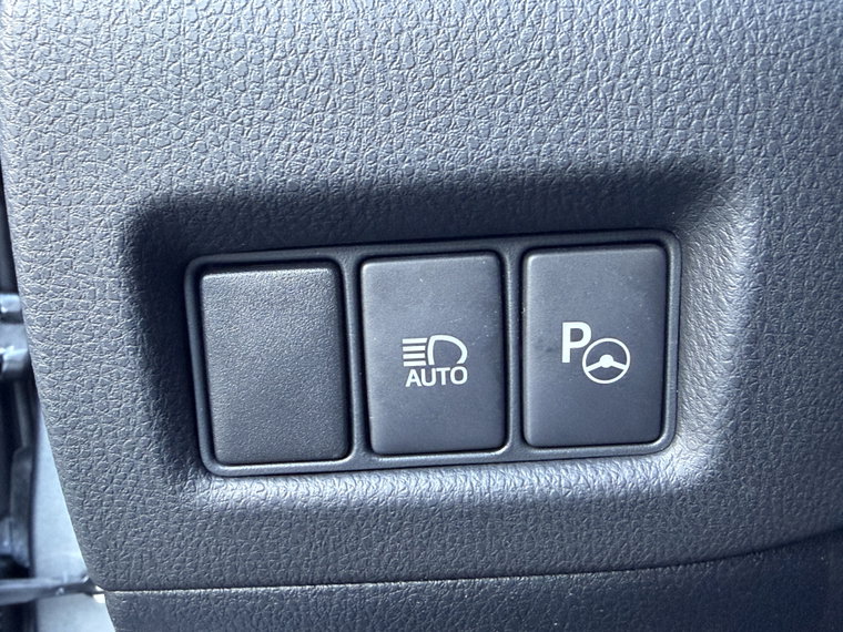 Vehicle Image 39