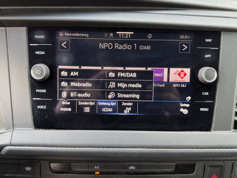 Vehicle Image 36