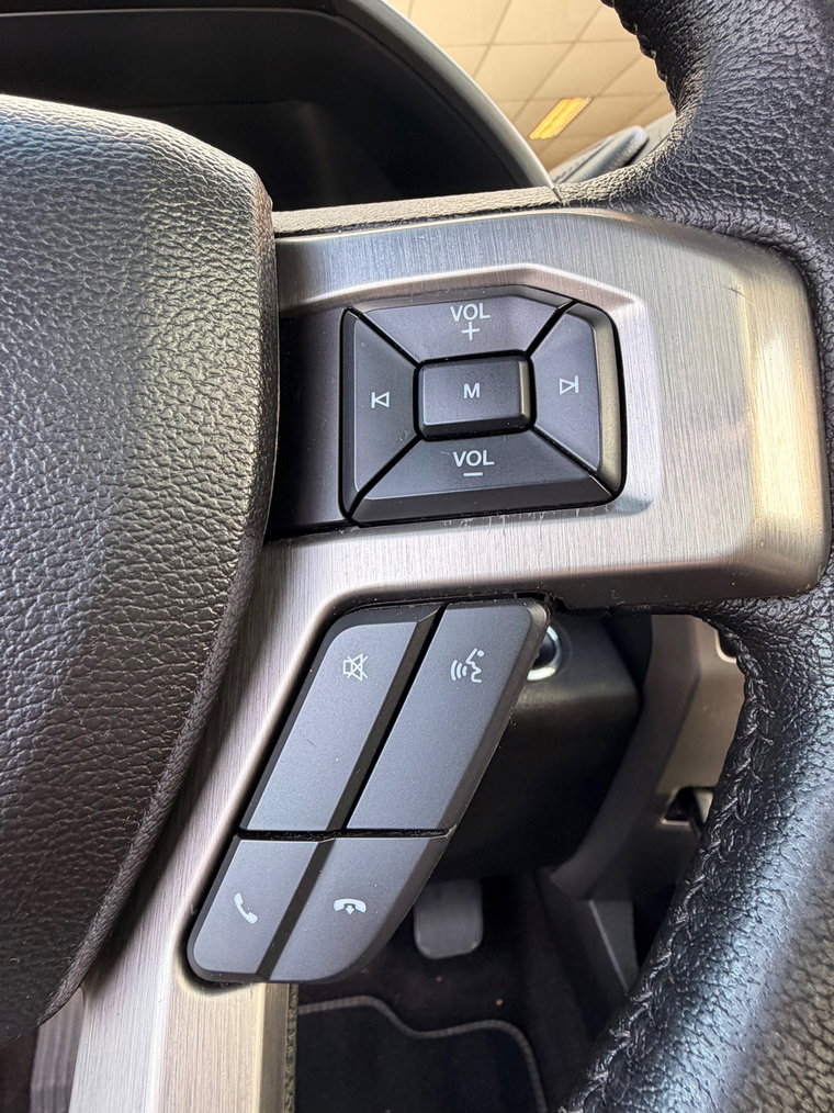 Vehicle Image 37