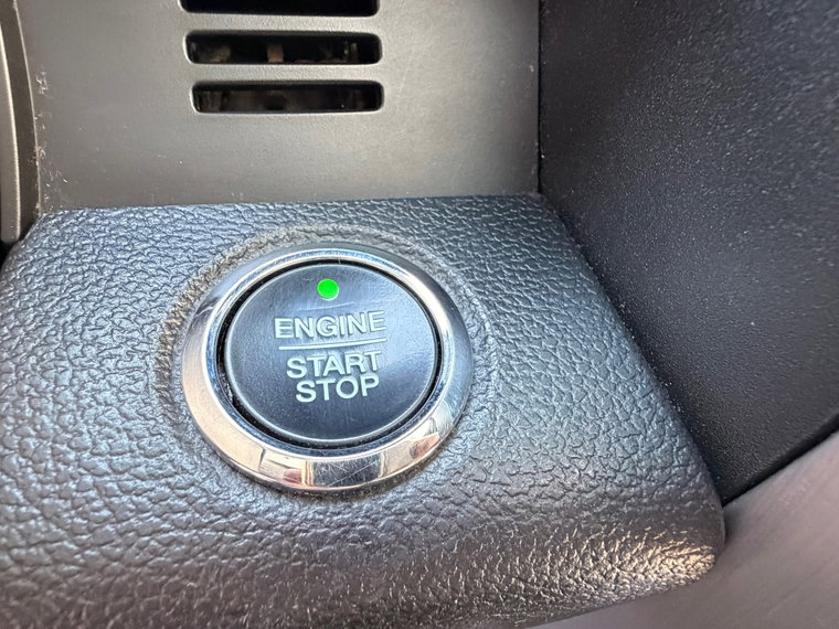 Vehicle Image 39