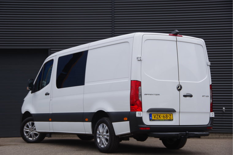 Vehicle Image 23