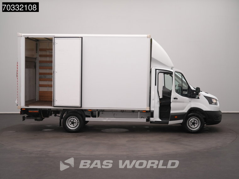 Vehicle Image 11