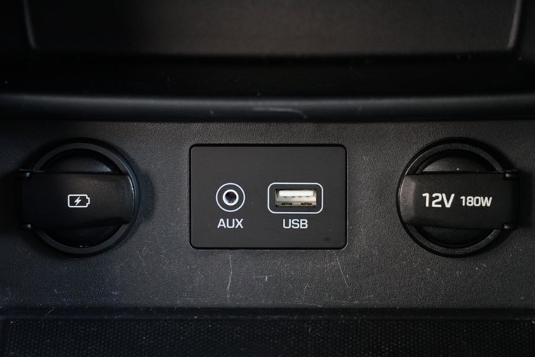 Vehicle Image 14