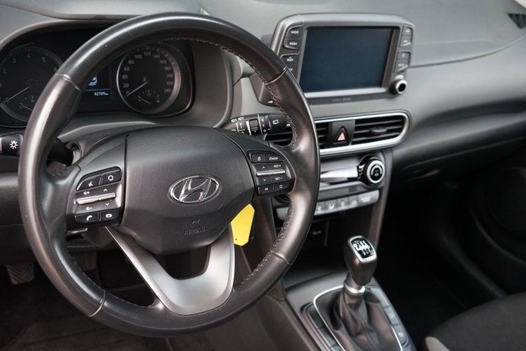 Vehicle Image 21