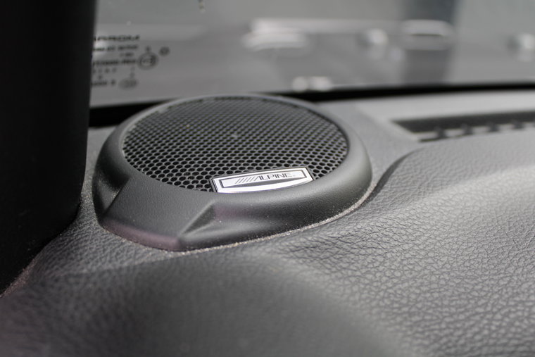 Vehicle Image 23