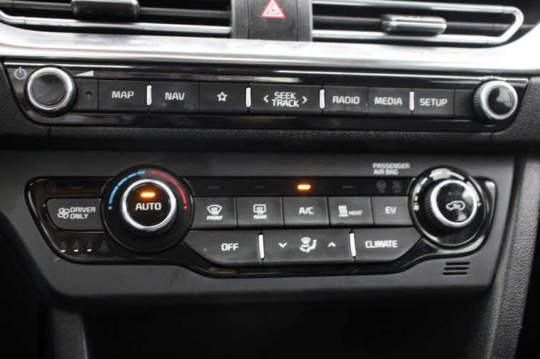 Vehicle Image 28