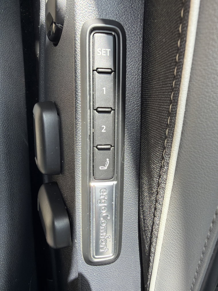 Vehicle Image 39
