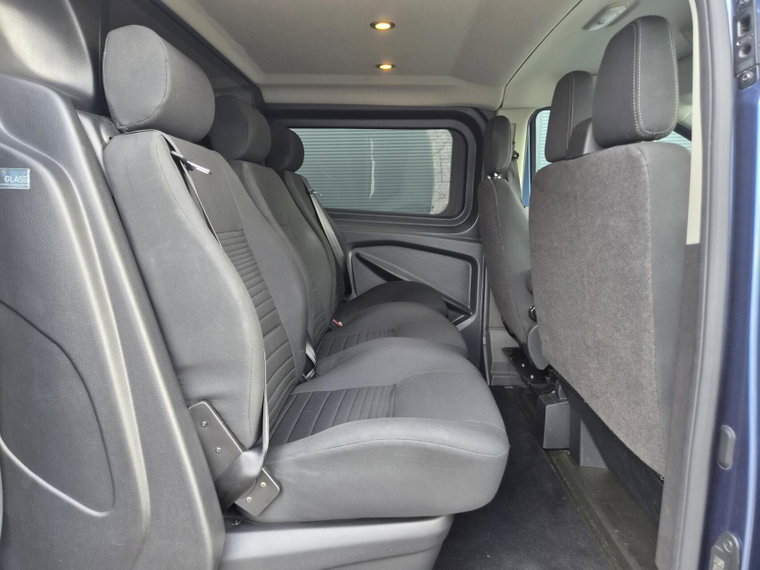 Vehicle Image 19