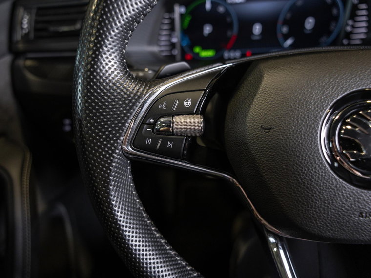 Vehicle Image 27