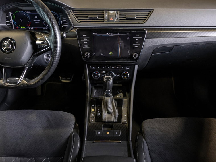 Vehicle Image 30