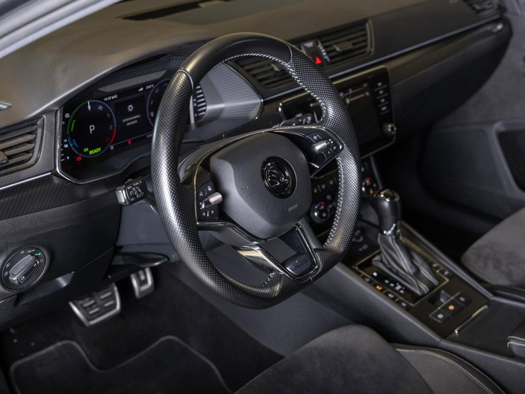 Vehicle Image 40