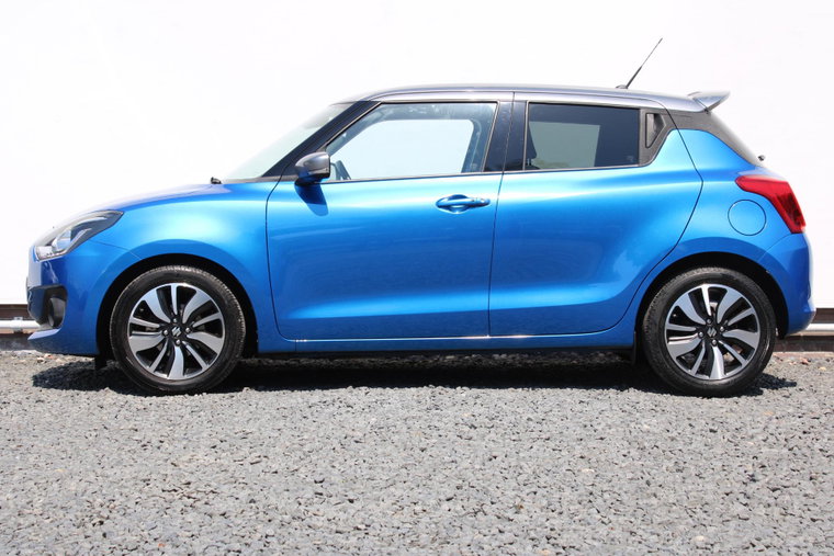 Vehicle Image 12