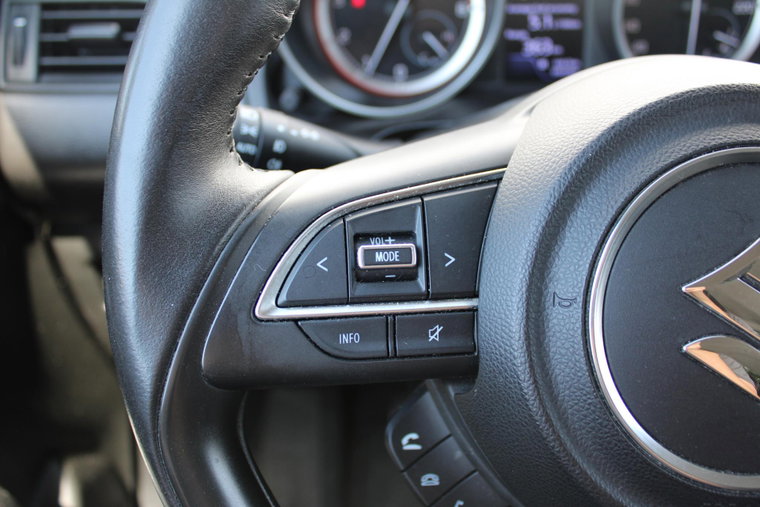 Vehicle Image 22