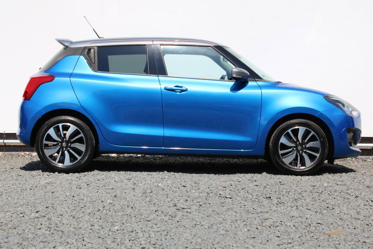Vehicle Image 11