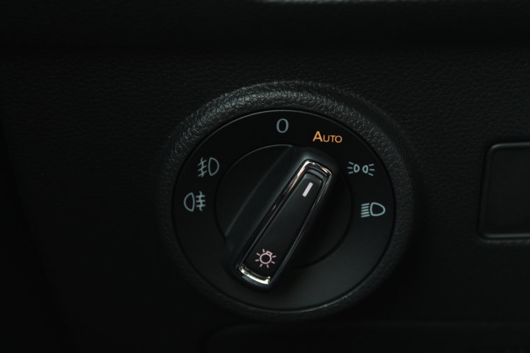 Vehicle Image 24
