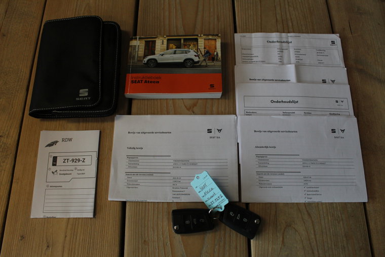 Vehicle Image 32