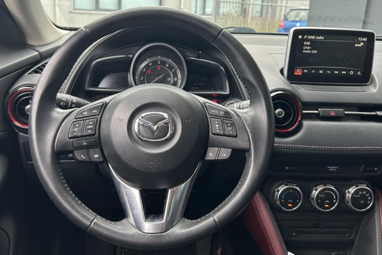 Vehicle Image 12