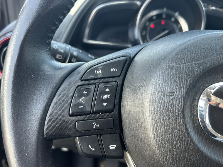 Vehicle Image 23