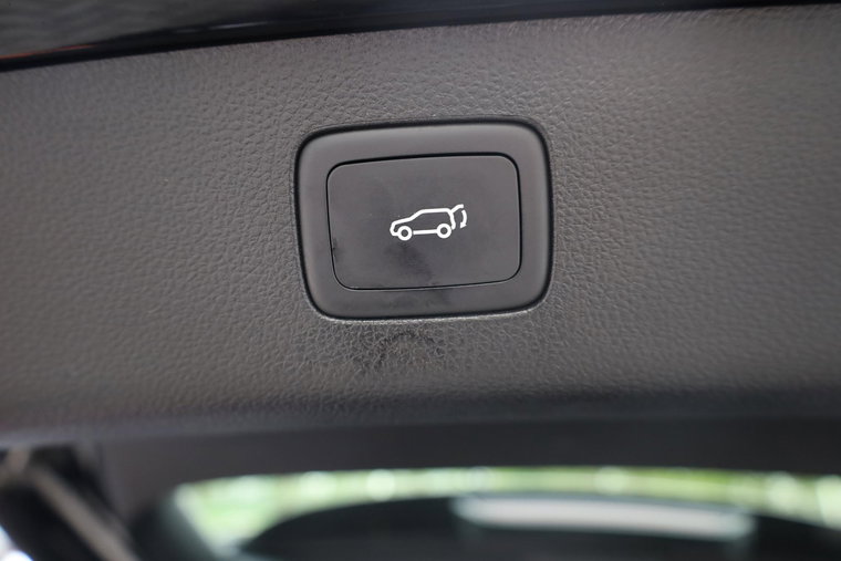 Vehicle Image 42