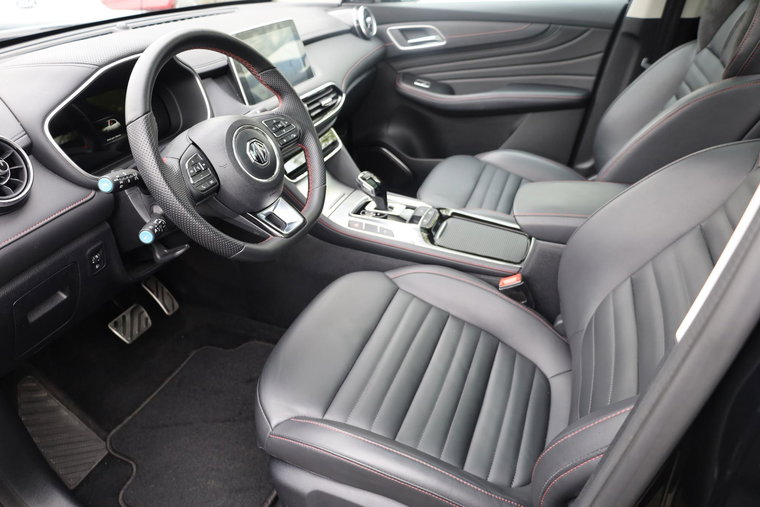 Vehicle Image 7