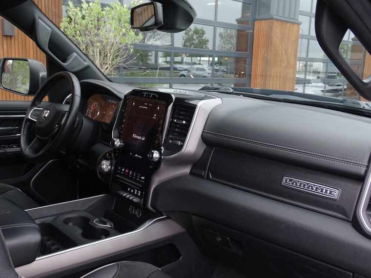 Vehicle Image 40